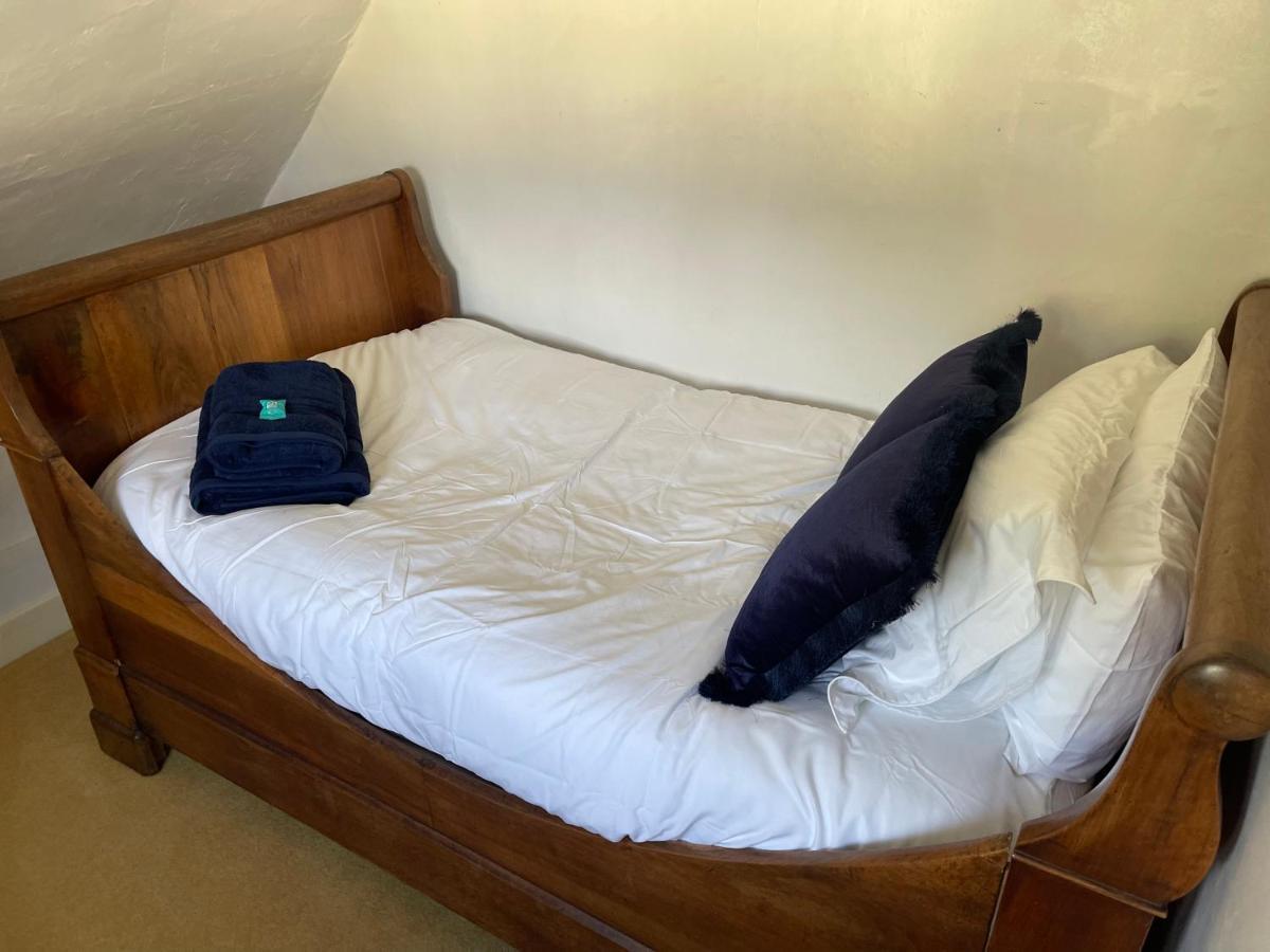 Beautiful Character Thatched Pet Friendly House Villa Enford Eksteriør bilde